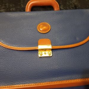 Vintage DOONEY& BOURKE Classic Blue and Tan Leather Briefcase